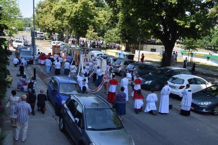 Międzyparafialna procesja Bożego Ciała z wrocławskiego Kozanowa na Pilczyce