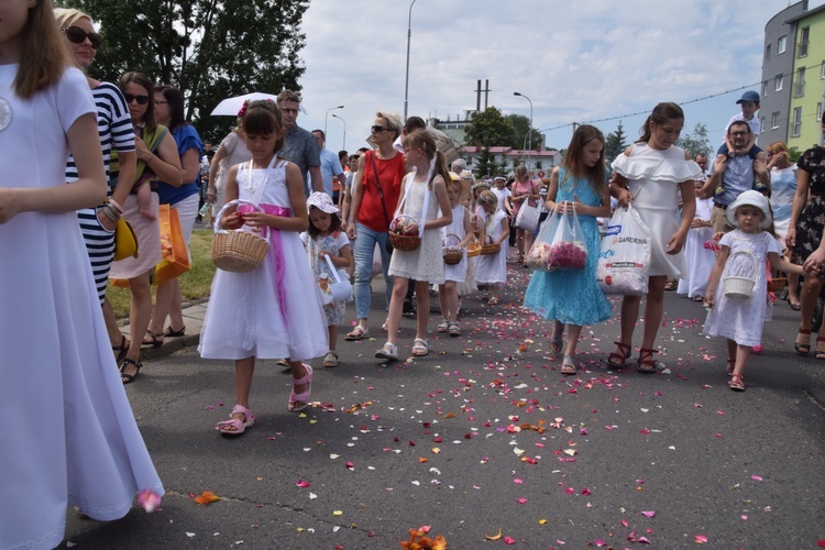 Międzyparafialna procesja Bożego Ciała z wrocławskiego Kozanowa na Pilczyce