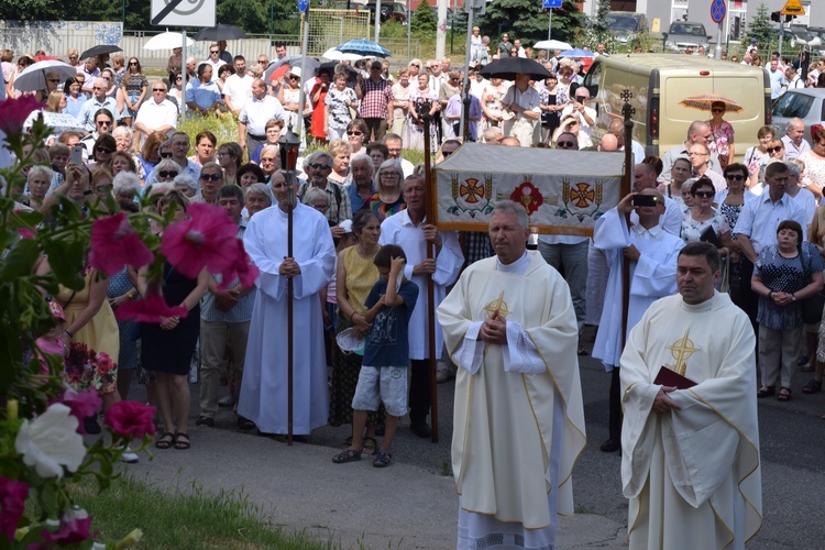 Międzyparafialna procesja Bożego Ciała z wrocławskiego Kozanowa na Pilczyce