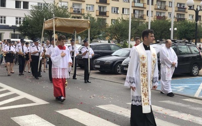 Z Lesiska wyruszyli za Chrystusem ulicami miasta