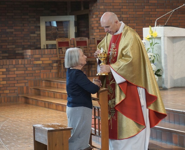 Konsekracja wdowy w kościele franciszkanów