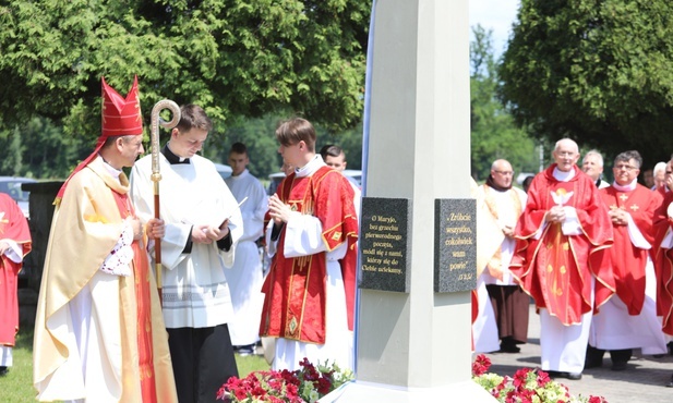 Matka Boża z Jasnej Góry zaprasza do kościoła w Drogomyślu