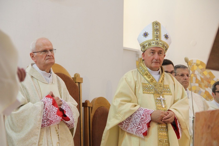Tarnów. Nadzwyczajni szafarze Komunii św. w kościele bł. Karoliny
