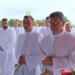 Tarnów. Nadzwyczajni szafarze Komunii św. w kościele bł. Karoliny