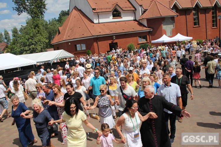 Festyn na Szmaragdowym Wzgórzu