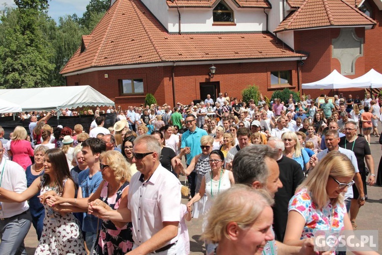 Festyn na Szmaragdowym Wzgórzu