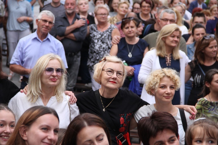 Nowy Sącz. Pod sztandarem Jezusa
