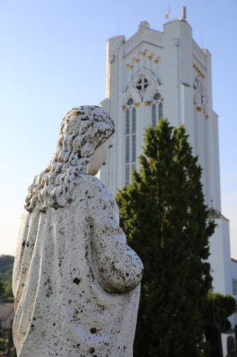 Sanktuarium w Szydłowie