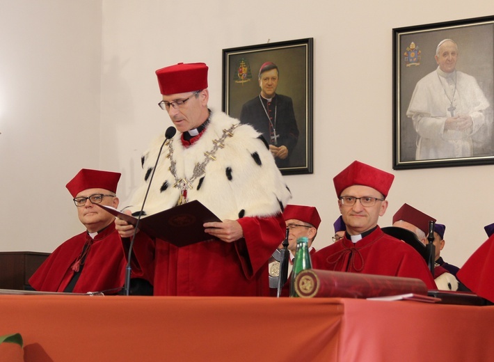 Doktorat honoris causa PWT dla bp. Ignacego Deca