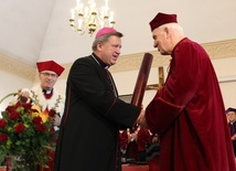 Na skrzydłach wiary i rozumu. Bp Ignacy Dec doktorem honoris causa PWT