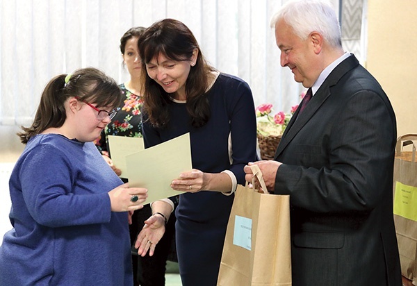 Uroczyste wręczenie nagród.