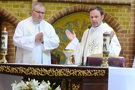 Eucharystia cały czas się dokonuje