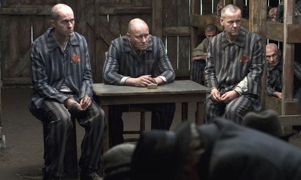 Rabinacki sąd wytoczył w Auschwitz proces Stwórcy