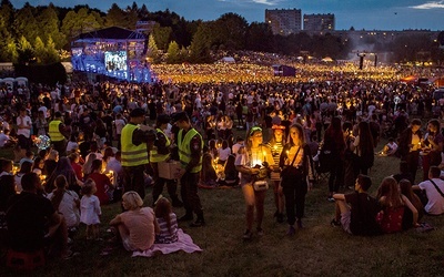 50-tysięczny tłum uwielbiał Boga na rzeszowskim koncercie Jednego Serca, Jednego Ducha. 20.06.2019
Rzeszów