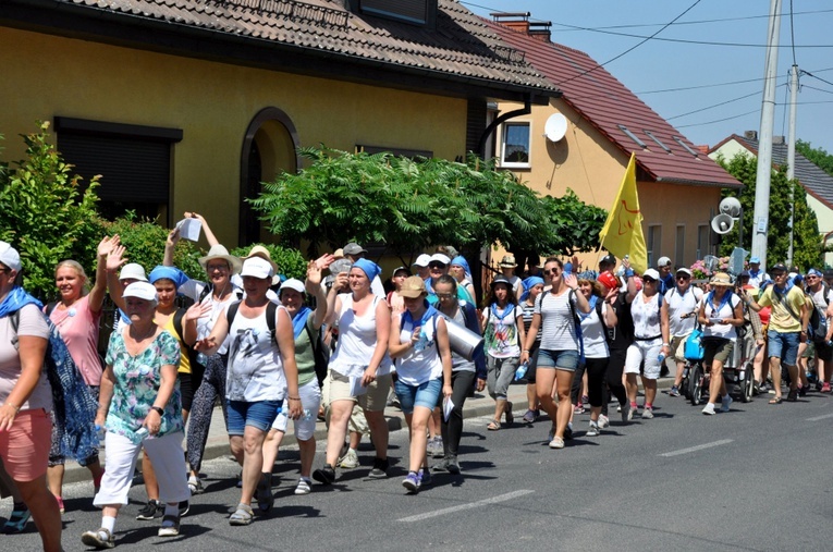 Z Olesna na Górę Świętej Anny