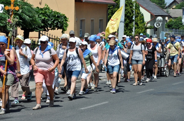 Z Olesna na Górę Świętej Anny
