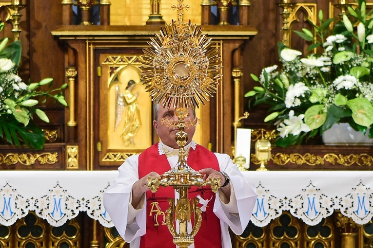 Gietrzwałd. Rozpoczęły się uroczystości 142. rocznicy początku objawień Matki Bożej