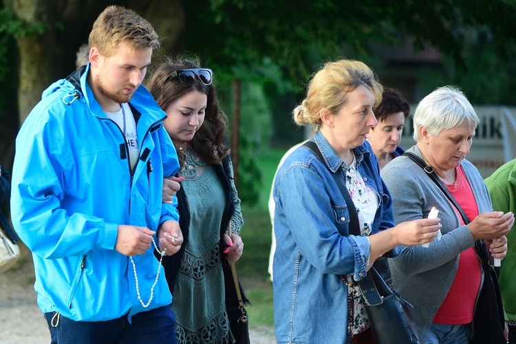 Gietrzwałd. Uroczystości 142. rocznicy rozpoczęcia objawień maryjnych