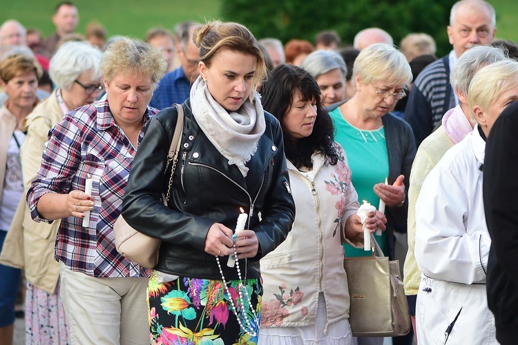 Gietrzwałd. Uroczystości 142. rocznicy rozpoczęcia objawień maryjnych