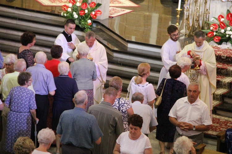 Błogosławieństwo odnowionych organów w Mielcu