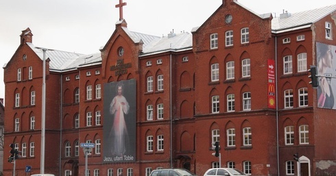 Dom Miłosierdzia wybuduje pustelnię. W przyszłości stanie w niej 10 domków