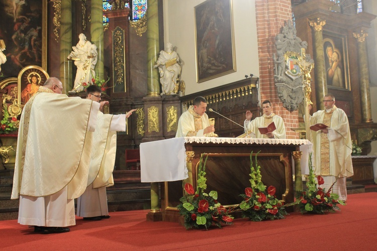 Święci Piotrze i Pawle - módlcie się za nami!