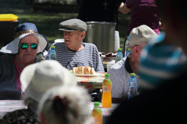 Piknik w jeleniogórskim ZOL