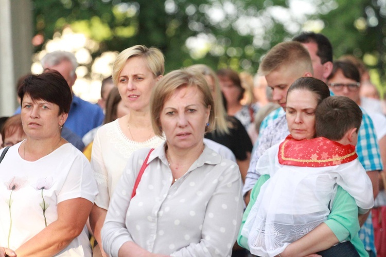 Figura Serca Jezusa w Oleśnie