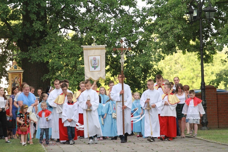 Figura Serca Jezusa w Oleśnie