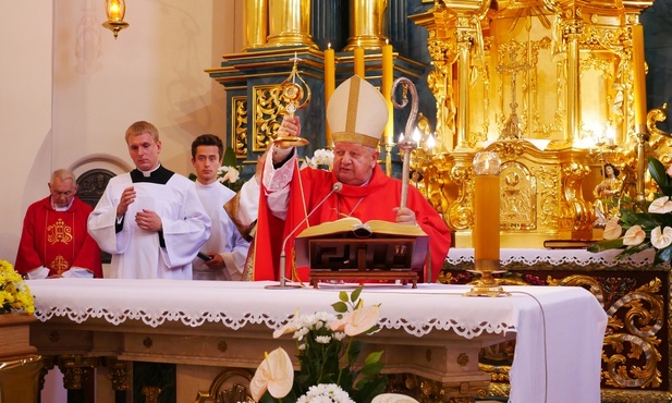 Kard. Dziwisz: Jan Paweł II wciąż jest obecny w życiu współczesnego Kościoła