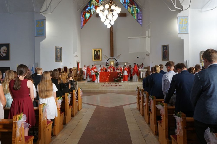 Ćwierć wieku istnienia parafii na wałbrzyskim Podzamczu