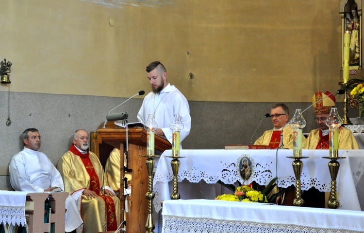 Święcenia diakona stałego w Roszowickim Lesie