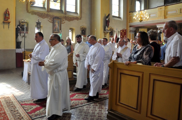 Święcenia diakona stałego w Roszowickim Lesie