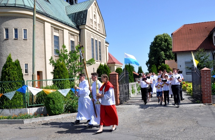 Święcenia diakona stałego w Roszowickim Lesie