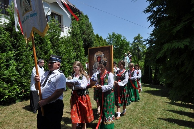 Poświęcenie dzwonnicy w Glisnem 2019