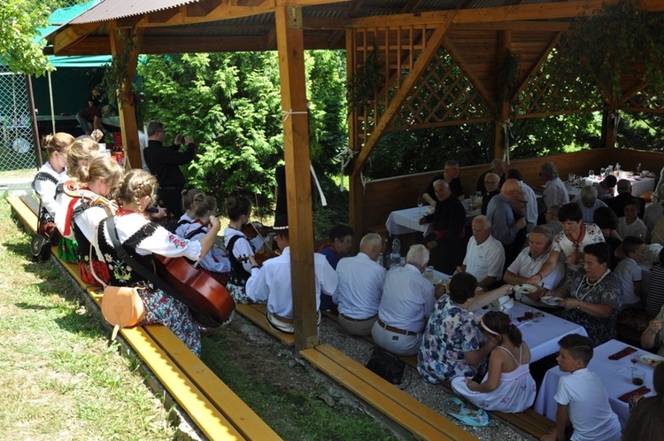 Poświęcenie dzwonnicy w Glisnem 2019