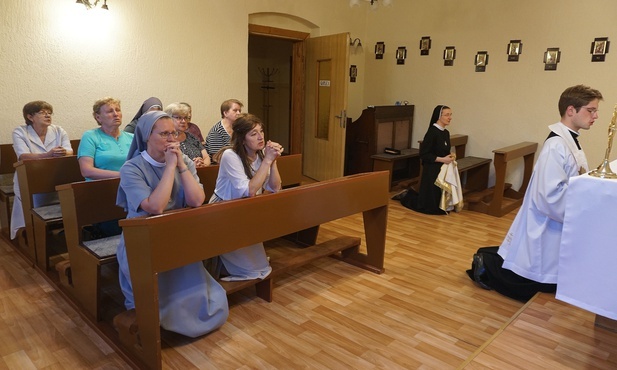 Pyskowice. Modlą się w trudnej sytuacji dla Kościoła