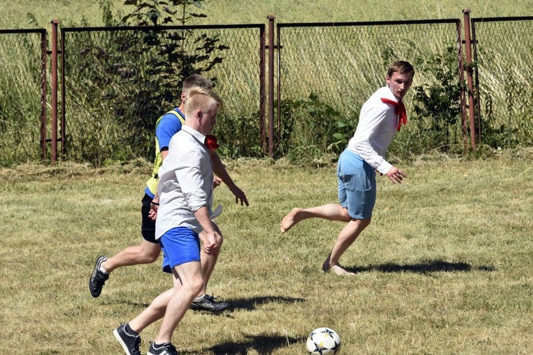 Czuwanie modlitewne i festyn parafialny w Doboszowicach