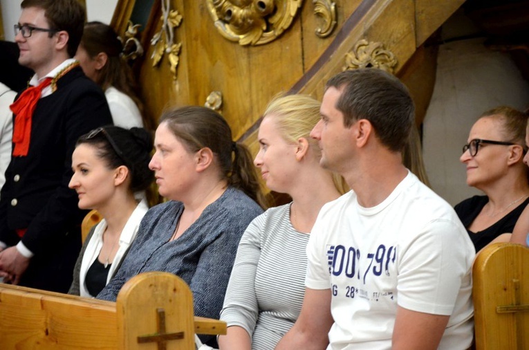 Czuwanie modlitewne i festyn parafialny w Doboszowicach