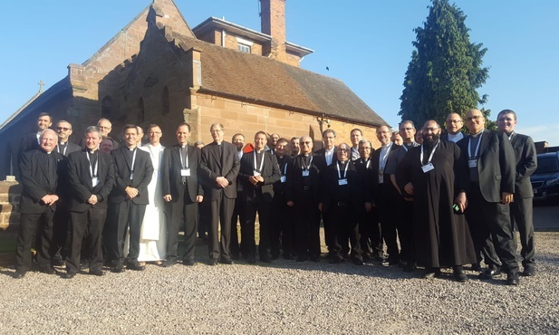 Sekretarze generalni episkopatów Europy o ruchach charyzmatycznych