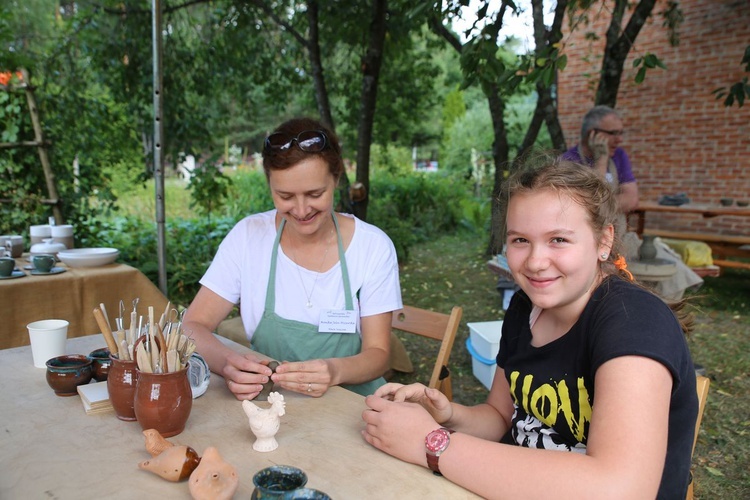 Spotkania garncarskie w Łążku