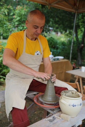 Spotkania garncarskie w Łążku