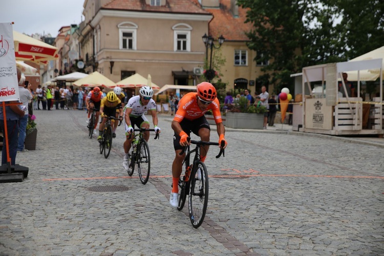 Wyścig "Solidarności i Olimpijczyków" w Sandomierzu 