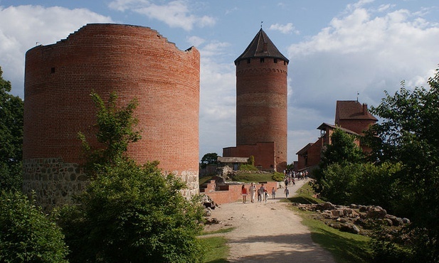 Dawny zamek biskupów ryskich w Turaidzie