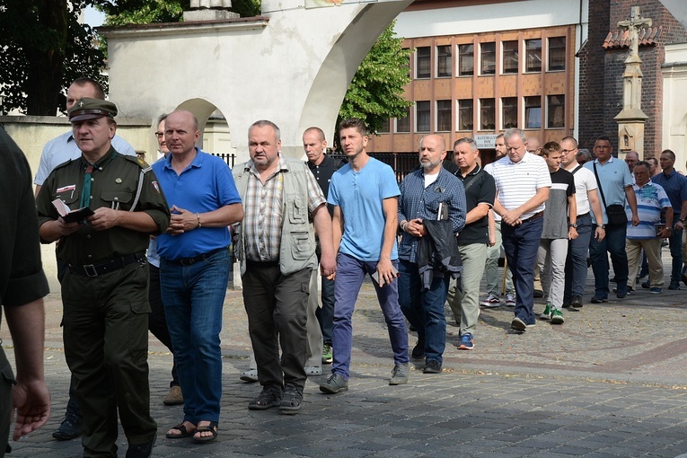Męski Różaniec w Opolu