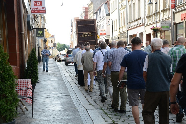 Męski Różaniec w Opolu