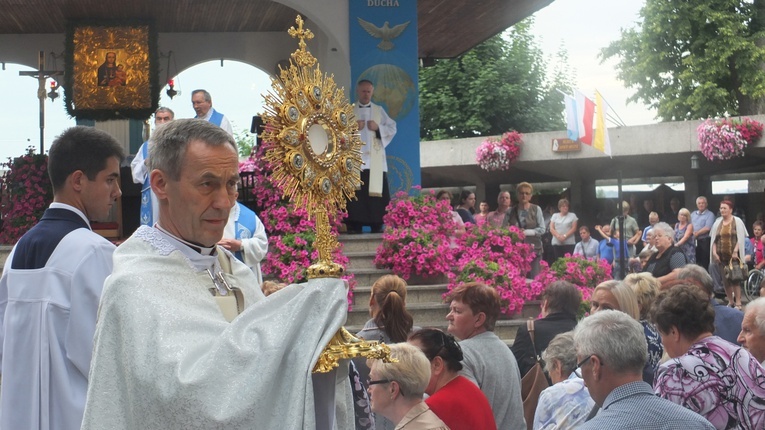 Tuchów. Podziały i nienawiść prowadzą do upadku