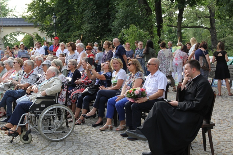 Plener malarski "Oborniki Śląskie 2019". Wernisaż w Bagnie