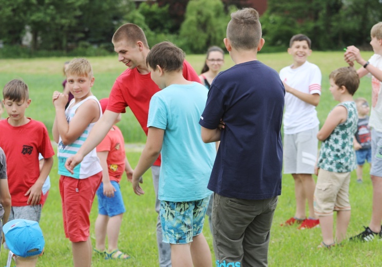 3. Parafialny Piknik Rodzinny przy kościele Bożego Miłosierdzia w Cieszynie-Kalembicach - 2019