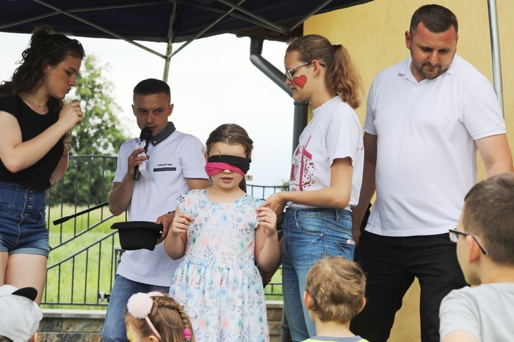 3. Parafialny Piknik Rodzinny przy kościele Bożego Miłosierdzia w Cieszynie-Kalembicach - 2019